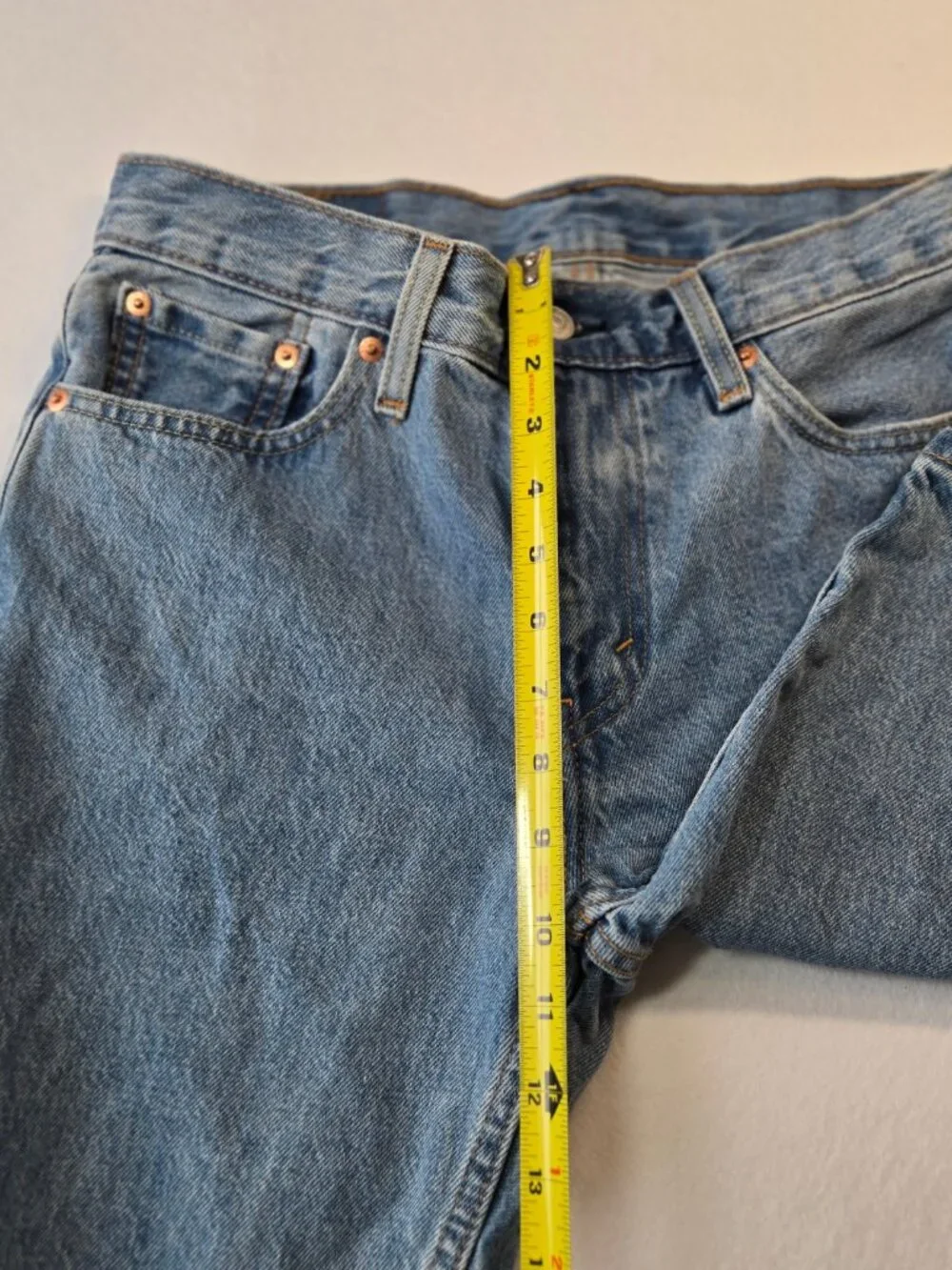 Levi's 405 Men's Denim Shorts W30 Light Wash Cotton 5 Pocket Zip  Mens 30 W (B5)